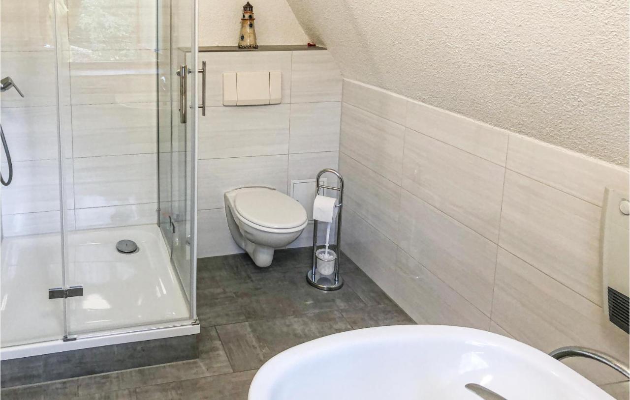 2 Bedroom Lovely Home In Luebtheen Probst Jesar エクステリア 写真